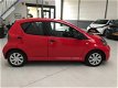 Toyota Aygo - 1.0 VVT-i Now AIRCO / AUDIO / CV OP AFSTAND - 1 - Thumbnail