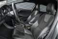 Volvo V40 - 2.0 D2 R-Design Business 1e eigenaar NL-auto Navi Stoelverwarming Voorstoelen Cruise Con - 1 - Thumbnail