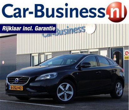 Volvo V40 - D4 190pk Ocean Race + Pano + Xenon + Leder + Navi + Park Assist - 1