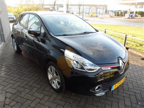 Renault Clio - TCE 120 Expression automaat - 1