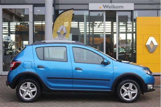 Dacia Sandero - TCe 90pk Stepway | Navi | Airco | Cruise | Trekhaak | - 1