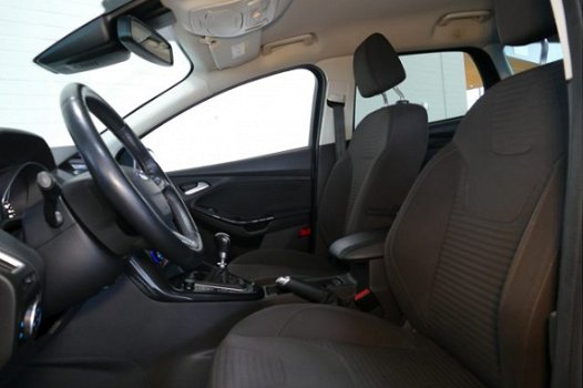 Ford Focus Wagon - BWJ 2015 1.5 TDCI 120 PK Titanium Edition NAVI/CLIMA/CRUISE/LMV/2X PDC - 1