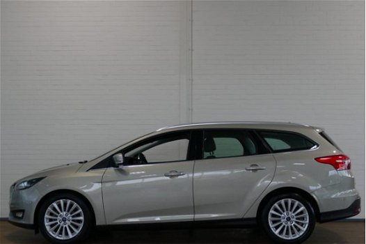 Ford Focus Wagon - BWJ 2015 1.5 TDCI 120 PK Titanium Edition NAVI/CRUISE/CLIMA/TREKHAAK/LMV - 1