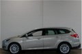 Ford Focus Wagon - BWJ 2015 1.5 TDCI 120 PK Titanium Edition NAVI/CRUISE/CLIMA/TREKHAAK/LMV - 1 - Thumbnail