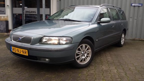 Volvo V70 - 2.4D EDITION I - 1