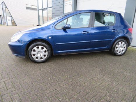 Peugeot 307 - 1.6-16V XS Premium verkeerd in nieuwstaat 122154 km - 1