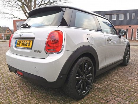 Mini Mini Cooper - Cooper 1.5 136pk Chili Business NL-Auto *Geen Afl. kosten - 1