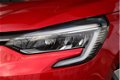 Renault Clio - 1.0 TCe 100pk Intens | Groot Navi | Camera | LED | Clima | Lane Assist - 1 - Thumbnail