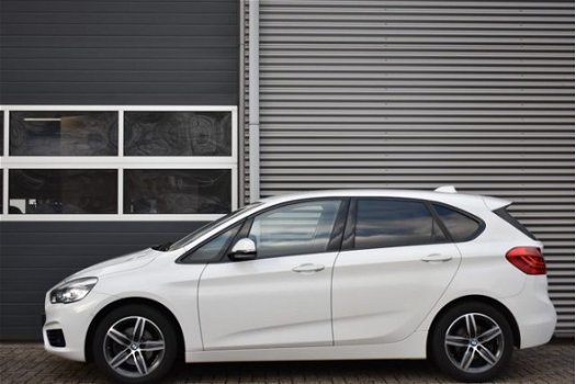 BMW 2-serie Active Tourer - 218D Aut. I LED I Navi I Trekhaak - 1