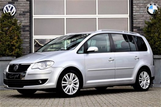 Volkswagen Touran - 1.4 16V TSI 140PK 7 PERSONEN HIGHLINE LEDER XENON - 1