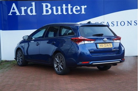 Toyota Auris Touring Sports - 1.8 Hybrid Lease Exclusive Xenon+Volleder+Navigatie+Camera+17