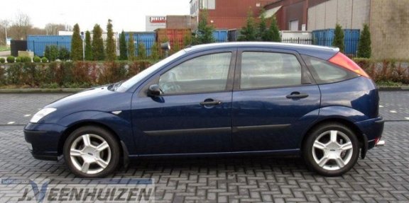 Ford Focus - 1.6-16V Ghia Bj'03 Airco - 1