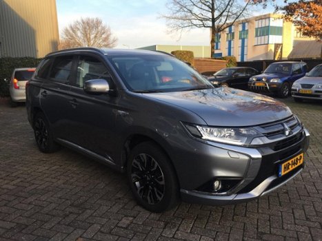 Mitsubishi Outlander - 2.0 PHEV Business Edition - 1