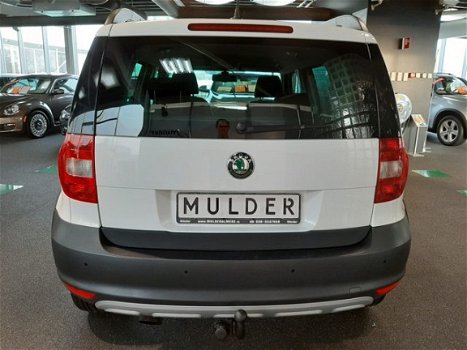 Skoda Yeti - 1.2 TSI 105pk Ambition | Navi | Climate en Cruise-control | PDC | - 1