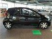 Peugeot 107 - 1.0 68pk Active | Airco | Stuurbekr. | Radio CD | - 1 - Thumbnail