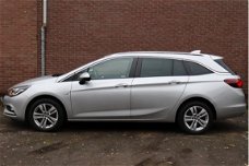 Opel Astra - 1.6 CDTI Business+ (NAV./Climate/T.haak/LMV)