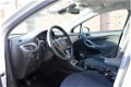 Opel Astra - 1.6 CDTI Business+ (NAV./Climate/T.haak/LMV) - 1 - Thumbnail