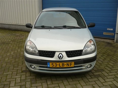 Renault Clio - 1.2-16V Expression NIEUWE APK - 1