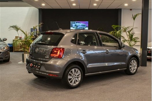 Volkswagen Polo - 1.2 TSI Comfortline Business R *NIEUWJAARKNALLERS* | R edition | - 1