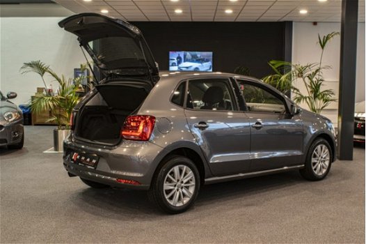 Volkswagen Polo - 1.2 TSI Comfortline Business R *NIEUWJAARKNALLERS* | R edition | - 1