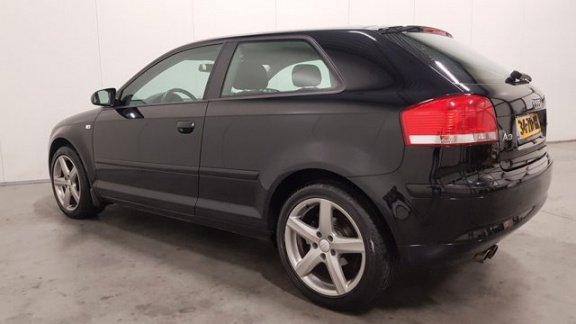 Audi A3 Sportback - 1.8 TFSI Attraction Pro Line CLIMA/NAVI/CRUISE/LMV - 1