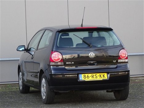 Volkswagen Polo - 1.4-16V Sportline CLIMATE 159.689 KM (bj2005) - 1