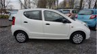 Suzuki Alto - 1.0 Comfort Plus hele nette parlemoer wit met airco stuurbk el-ramen cv bjr 2010 - 1 - Thumbnail