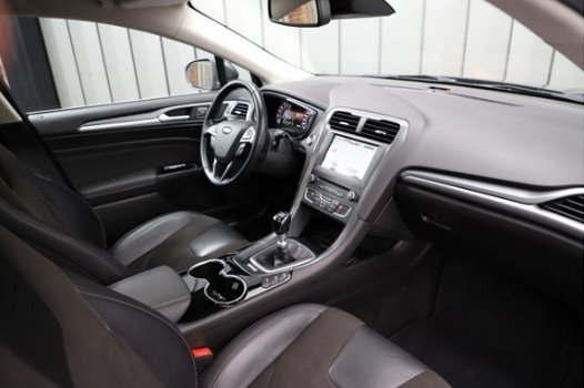 Ford Mondeo Wagon - 2.0 TDCi 150PK Titanium Clima Navi Panoramadak Stoelverw. 2015 - 1