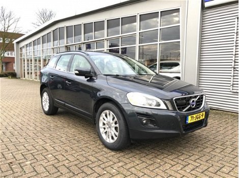 Volvo XC60 - 2.4 D5 AWD Summum - 1