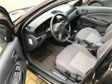 Nissan Almera - 1.5 Visia 5 deurs elektrisch pakket airco 5 deurs