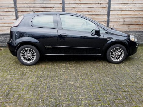 Fiat Punto Evo - 1.3 M-Jet Mylife VOLLEDIG DEALER ONDERHOUDEN - 1