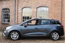 Renault Clio Estate - 0.9 TCe Zen 12-2017 (NIEUW MODEL) 29.978KM Navi Airco 1e Eigenaar