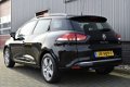 Renault Clio Estate - 0.9 TCe Expression navigatie, pdc, cruise control, airco, bluetooth tel - 1 - Thumbnail