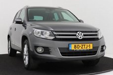 Volkswagen Tiguan - 1.4 TSI Sport&Style | NAVI | Parkeersensoren | Trekhaak