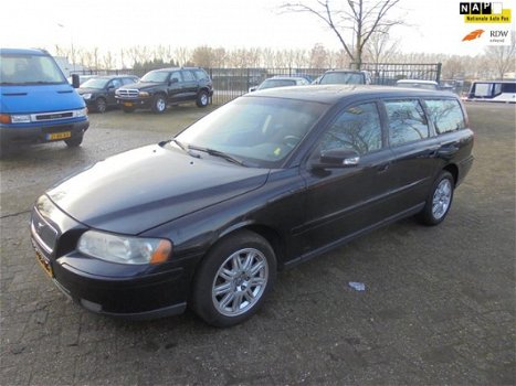 Volvo V70 - 2.4 Edition I bj06, airco, enz, leuke auto, rijd goed, 365dkm, nap, apk 24-1-2021 - 1