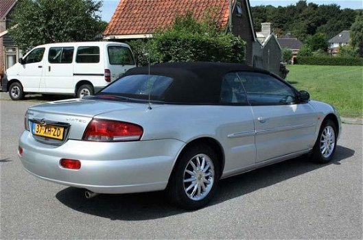 Chrysler Sebring Cabrio - 2.7i V6 Limited Convertible AUTOMAAT CRUISE AIRCO STOELVERW. NIEUWE APK - 1