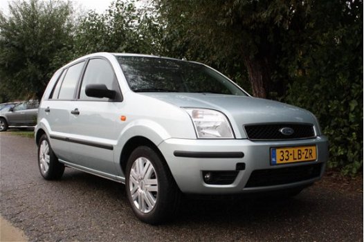 Ford Fusion - 1.6-16V First Edition mpv / airco / nap / goed onderhouden - 1