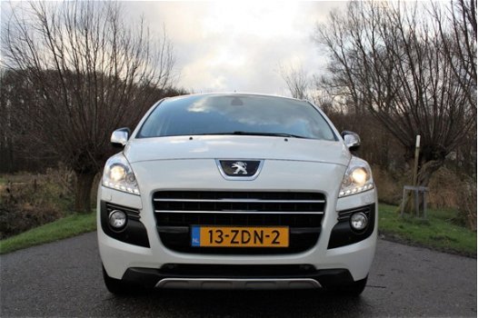 Peugeot 3008 - 2.0 HDiF HYbrid4 Blue Lease AIRCO / NAVI / AUTOMAAT / WINTERBANDEN - 1