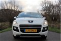 Peugeot 3008 - 2.0 HDiF HYbrid4 Blue Lease AIRCO / NAVI / AUTOMAAT / WINTERBANDEN - 1 - Thumbnail