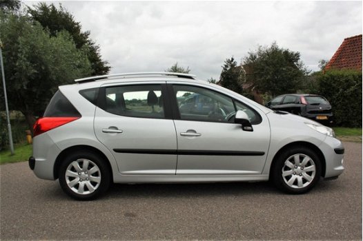 Peugeot 207 SW - 1.4 VTi Sublime AIRCO / PANORAMADAK / TREKHAAK - 1