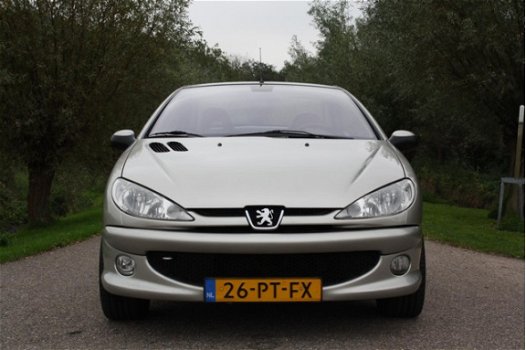 Peugeot 206 CC - 2.0-16V Roland Garros LEDER / CABRIO / CLIMATE CONTROL - 1