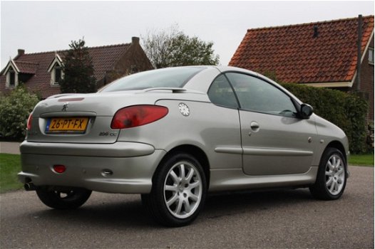 Peugeot 206 CC - 2.0-16V Roland Garros LEDER / CABRIO / CLIMATE CONTROL - 1