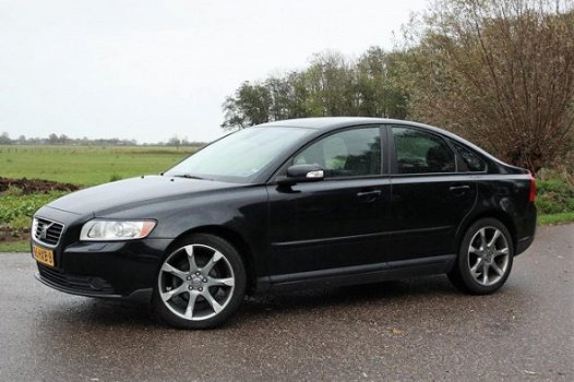 Volvo S40 - 2.4 Momentum AUTOMAAT / AIRCO / CRUISE CONTROL / EXTRA SET 18