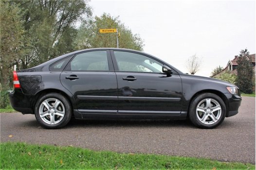 Volvo S40 - 2.4 Momentum AUTOMAAT / AIRCO / CRUISE CONTROL / EXTRA SET 18