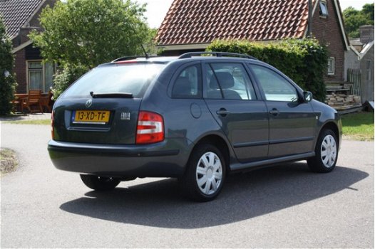 Skoda Fabia Combi - 1.4-16V Spirit+ CRUISE AIRCO NAP GOED ONDERHOUDEN - 1