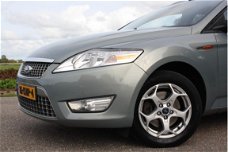 Ford Mondeo Wagon - 2.0-16V Limited AIRCO / CRUISECONTROLE / TREKHAAK / APK TM 05-03-2020