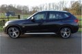 BMW X1 - SDrive18i Executive zeer goed onderhouden Prachtige wagen Navigatie Schuifdak - 1 - Thumbnail