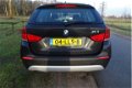 BMW X1 - SDrive18i Executive zeer goed onderhouden Prachtige wagen Navigatie Schuifdak - 1 - Thumbnail