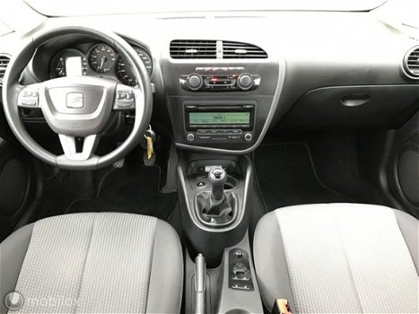 Seat Leon - 1.2 TSI 105PK Ecomotive Businessline 2011 / Clima / Cruisecontrol / Bluetooth / 6-bak / - 1