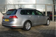 Volkswagen Golf Variant - 1.0 TSI Connected Series Nav/climate/Camera/PDC